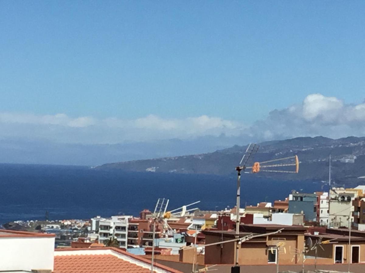 דירות לוס ריאלחוס Atico Pablo 5, A Cinco Minutos Del Puerto De La Cruz מראה חיצוני תמונה