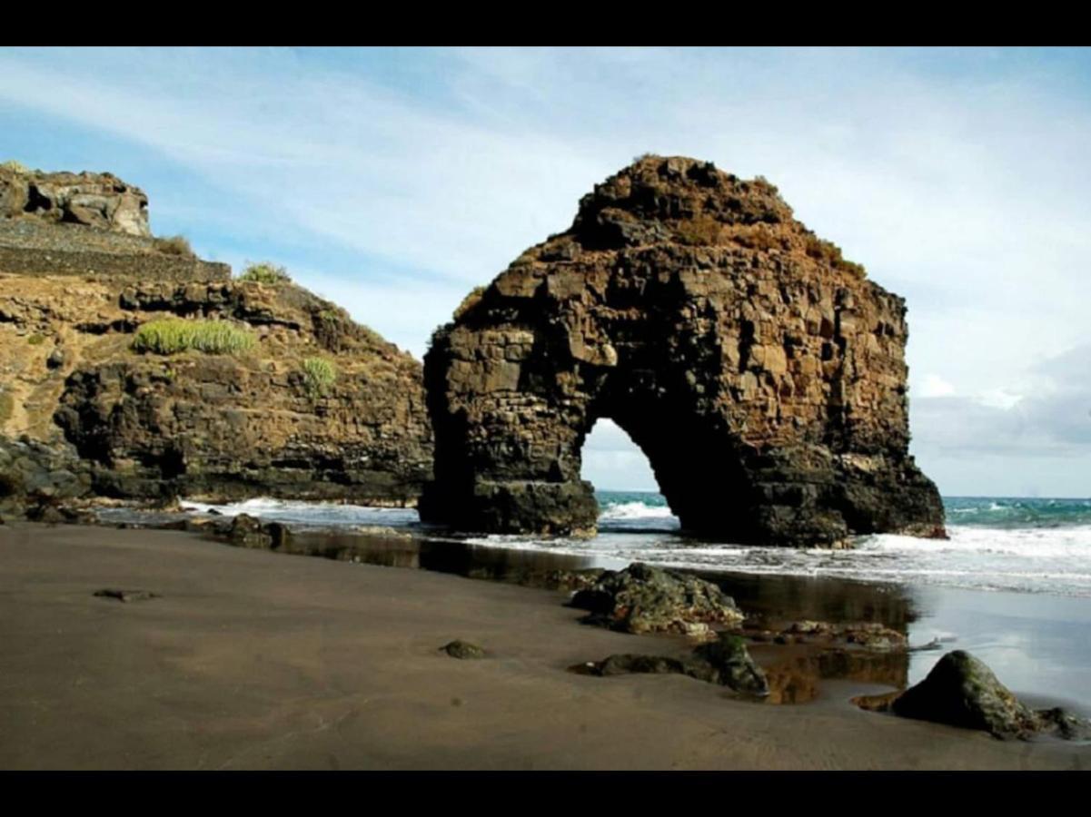 דירות לוס ריאלחוס Atico Pablo 5, A Cinco Minutos Del Puerto De La Cruz מראה חיצוני תמונה
